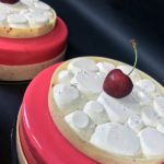 Cherry vanilla cake mouss