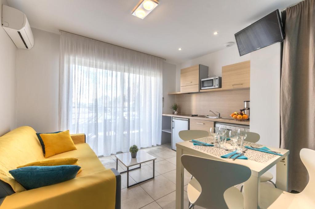 thalacap accommodation gastronomicom (9)